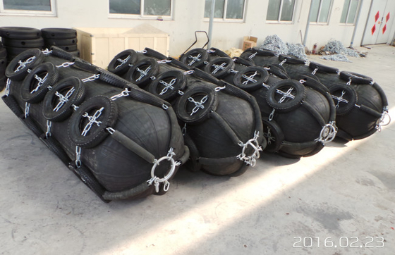Unterwasserboots-pneumatische Gummipuffer-Feuerverzinkungs-Zusätze des fender-ISO17357