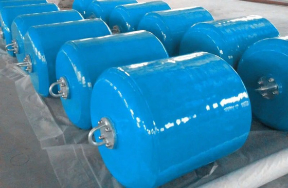 Spray-Beschichtung EVA Foam Fender Floating Cell buntes Polyure versendet Kettenart